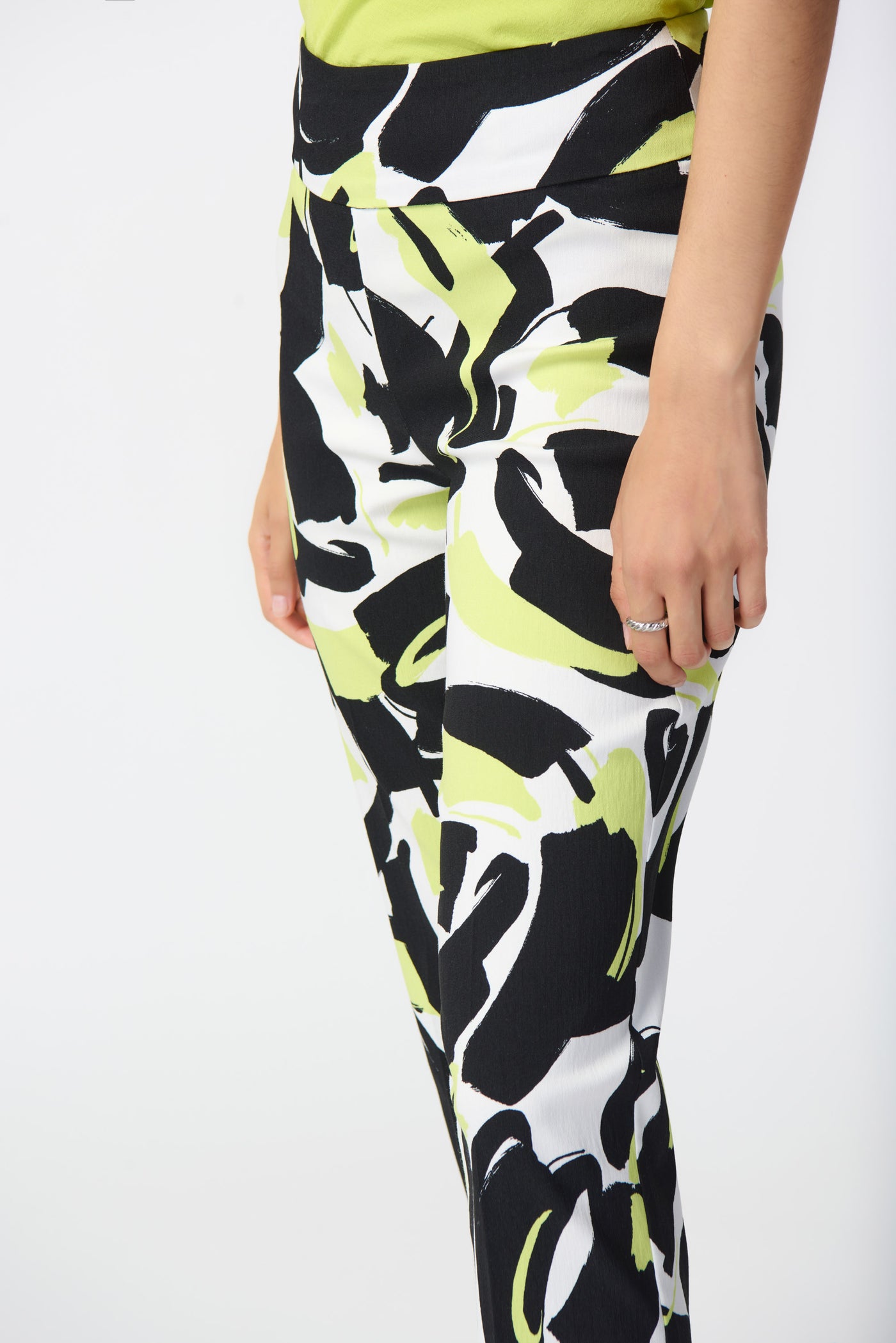 Joseph Ribkoff Abstract Print Millennium Pull-On Pants 