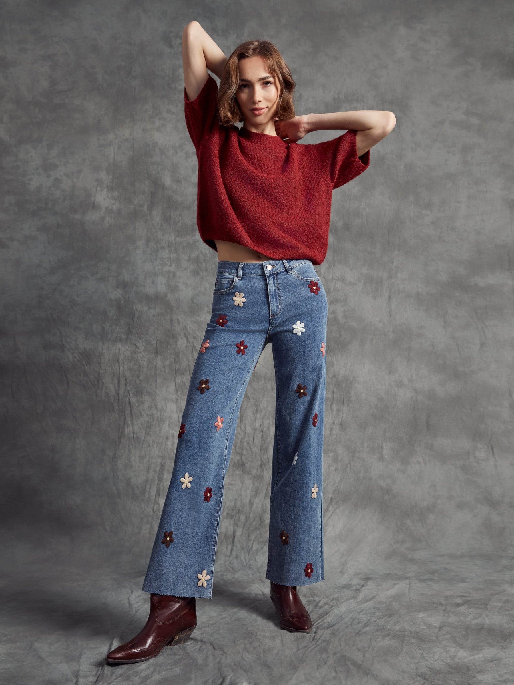 Wide Leg Jeans With Flower Patches - Dream Pants