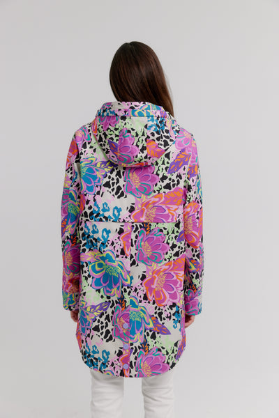 Nikki Jones Packable Raincoat W Hi/Lo Hem 