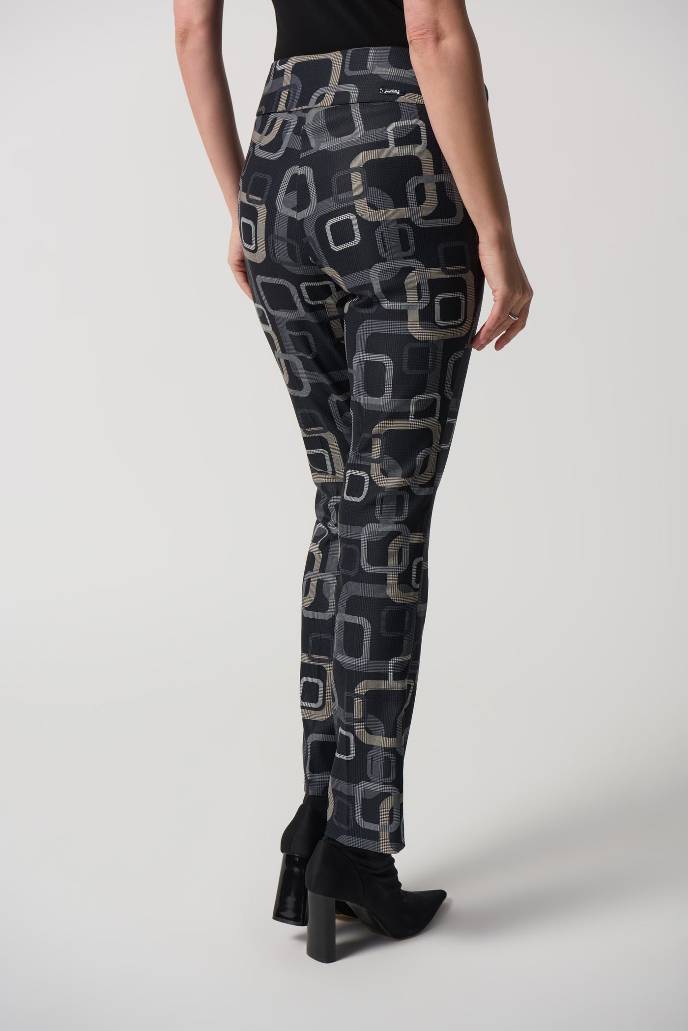 Joseph Ribkoff Retro Print Pull-On Pants 